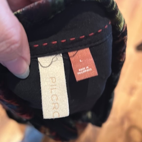 Pilcro ANTHROPOLOGIE crushed velvet floral blouse LRG - Picture 7 of 9